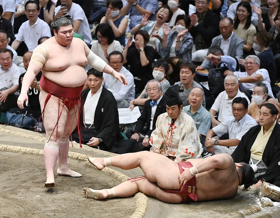 古代相撲の魅力を探る歴史的背景と現代への影響についての考察
